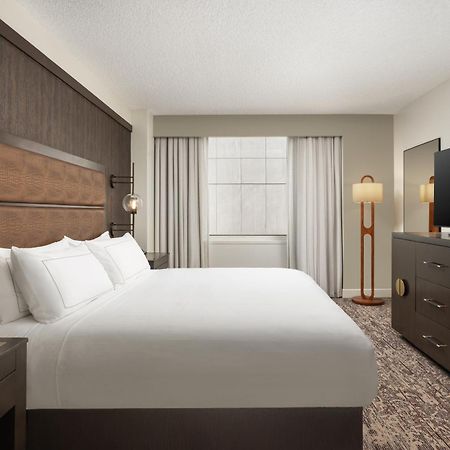 Doubletree Suites By Hilton Austin Downtown Capitol Extérieur photo